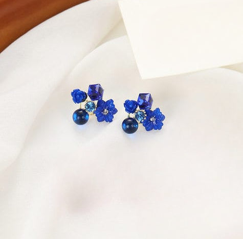Flower Crystal Korean Earrings – Elegant Women’s Fashion Jewelry in Multiple Colors (Black, Blue, Red, Yellow, Green, Sky Blue, Purple, Light Pink, Dark Pink (AXT-104) - Light Pink